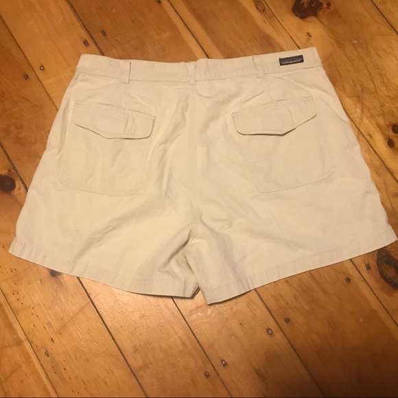 Patagonia Khaki Canvas Shorts Sz 40 - Picture 2 of 4